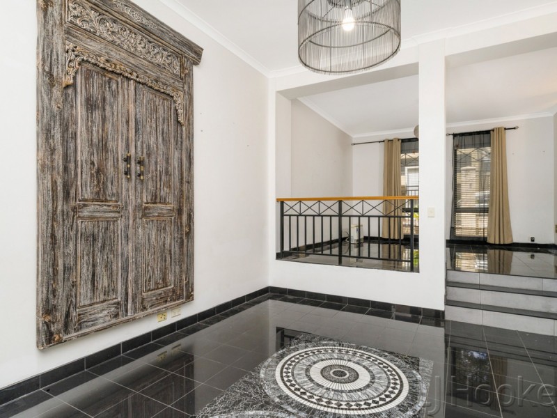 47B Trafalgar Road, East Perth WA 6004