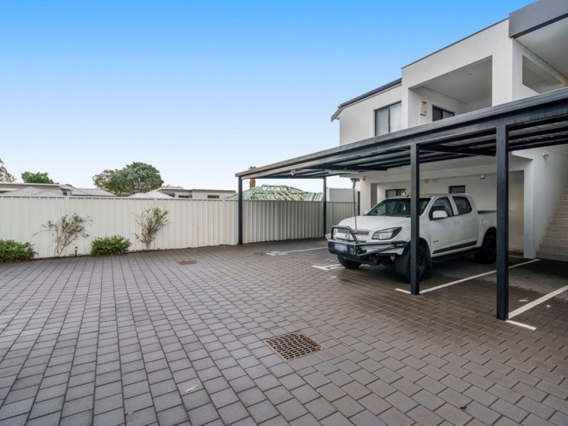6/389 Daly Street, Cloverdale WA 6105