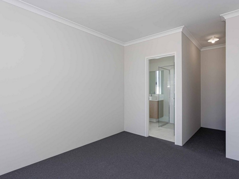 26 Gambier Grove, Eglinton WA 6034