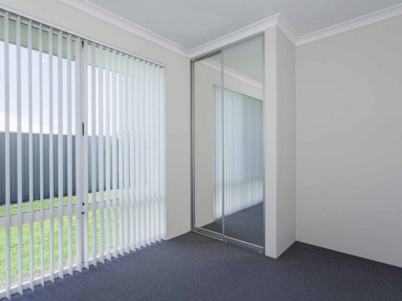 26 Gambier Grove, Eglinton WA 6034