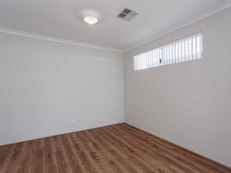 26 Gambier Grove, Eglinton WA 6034