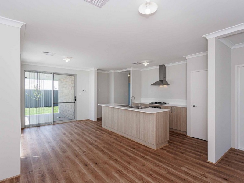 26 Gambier Grove, Eglinton WA 6034