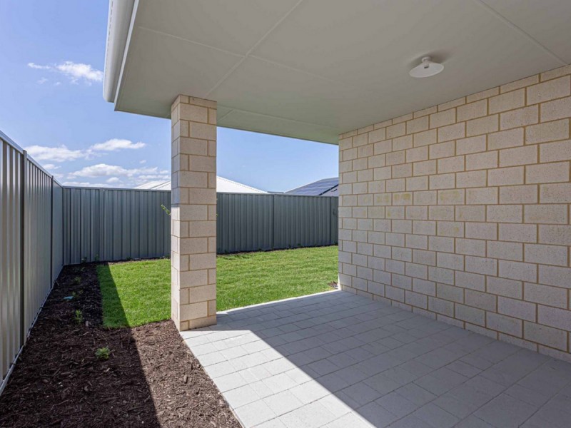 26 Gambier Grove, Eglinton WA 6034