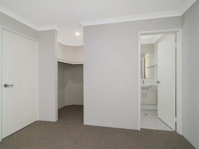 34 Bindarri Loop, Yanchep WA 6035