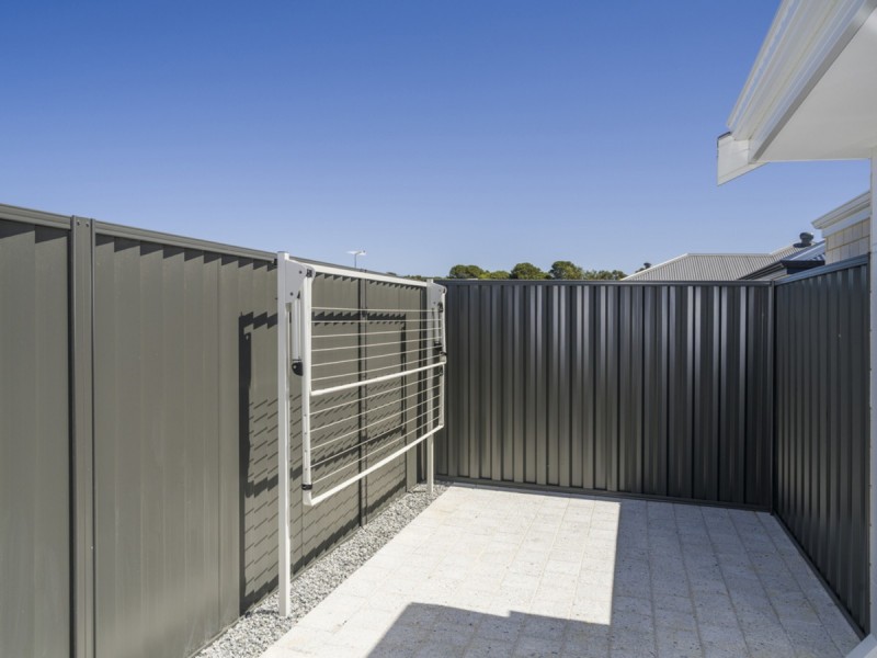 34 Bindarri Loop, Yanchep WA 6035