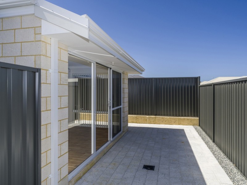 34 Bindarri Loop, Yanchep WA 6035