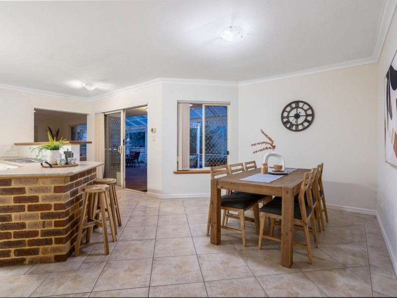 6 Strathpine Chase, Landsdale WA 6065