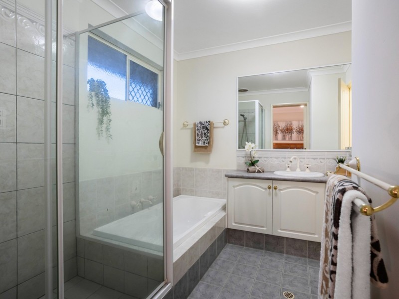 6 Strathpine Chase, Landsdale WA 6065