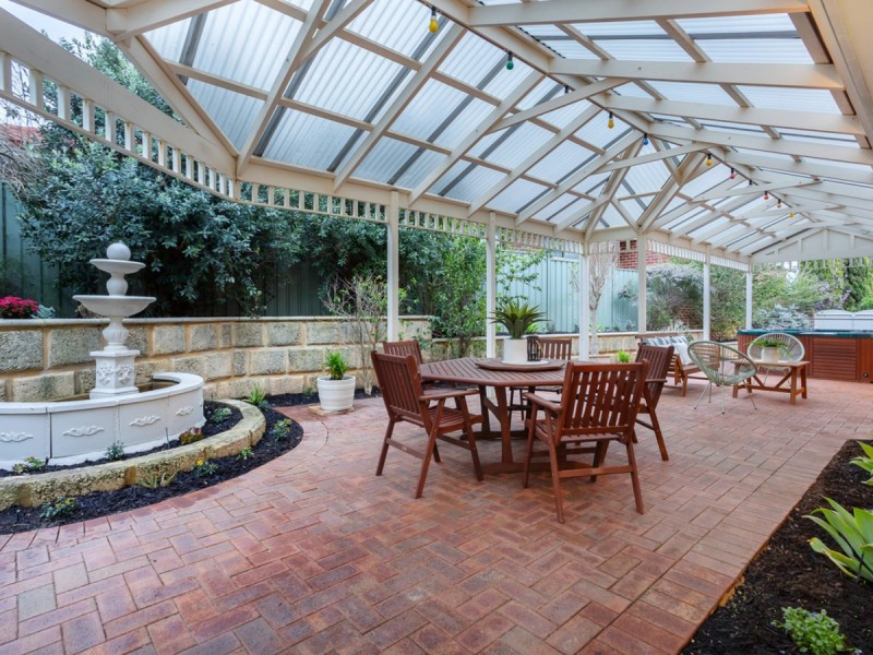 6 Strathpine Chase, Landsdale WA 6065