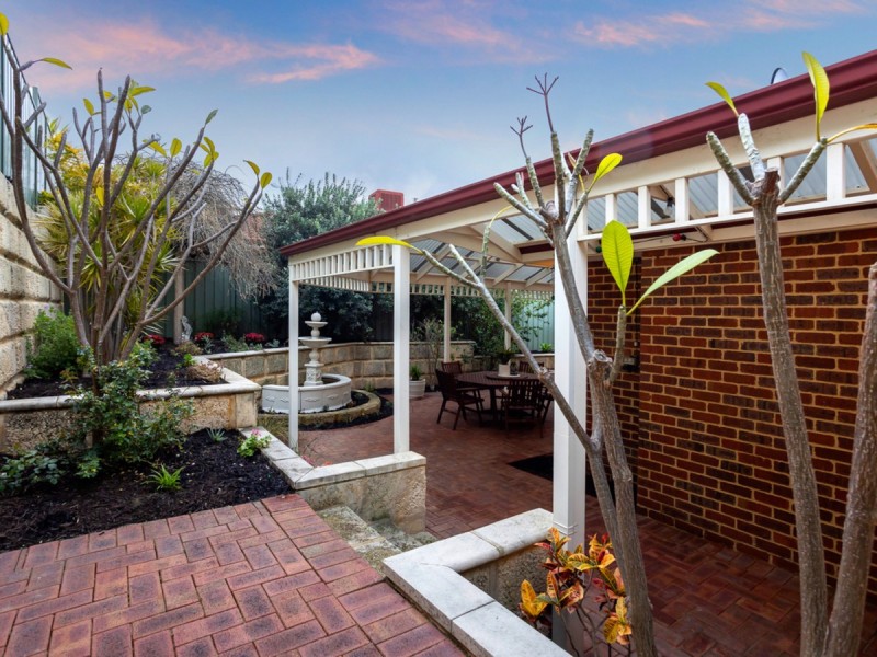 6 Strathpine Chase, Landsdale WA 6065