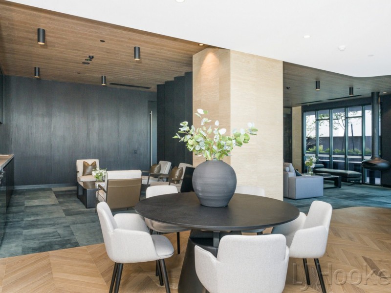 803/18-20 Ogilvie Road, Mount Pleasant WA 6153