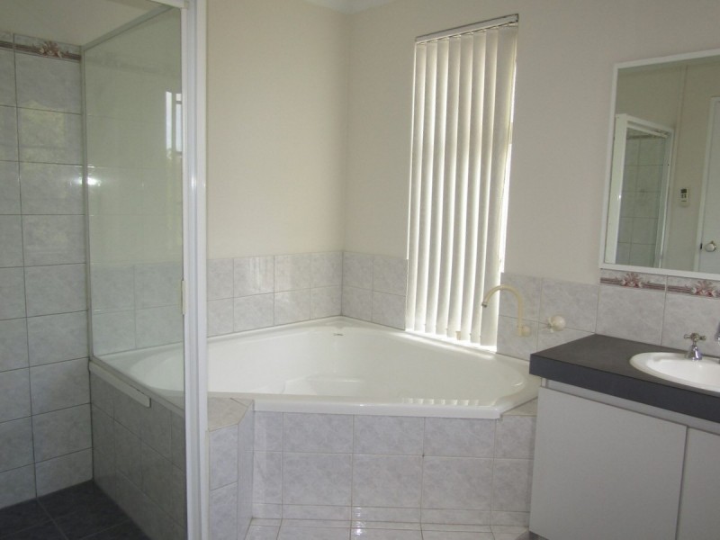 186 Thelma Street, Como WA 6152