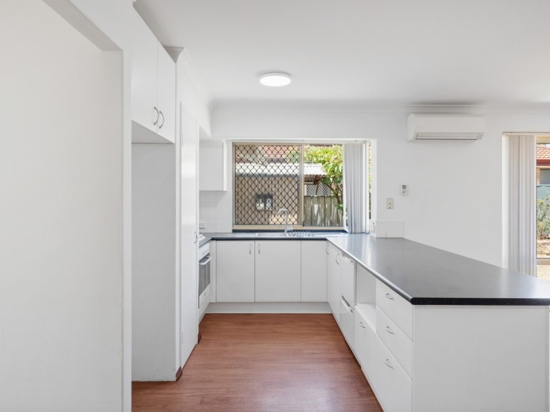 20 Bridal Crescent, Kenwick WA 6107