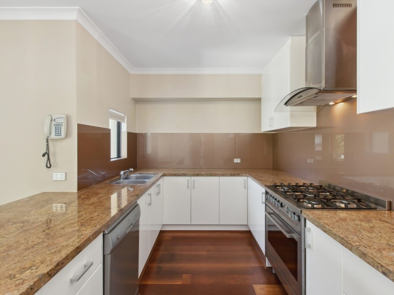 6/24 Constitution Street, East Perth WA 6004