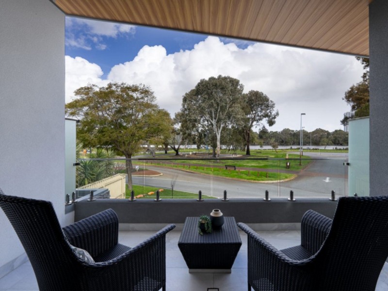 7 Clarkson Road, Maylands WA 6051