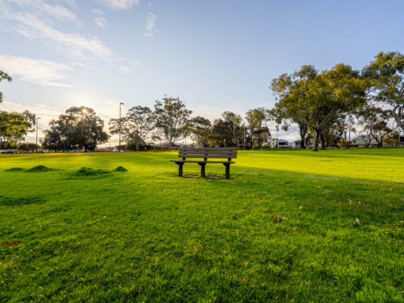 7 Clarkson Road, Maylands WA 6051