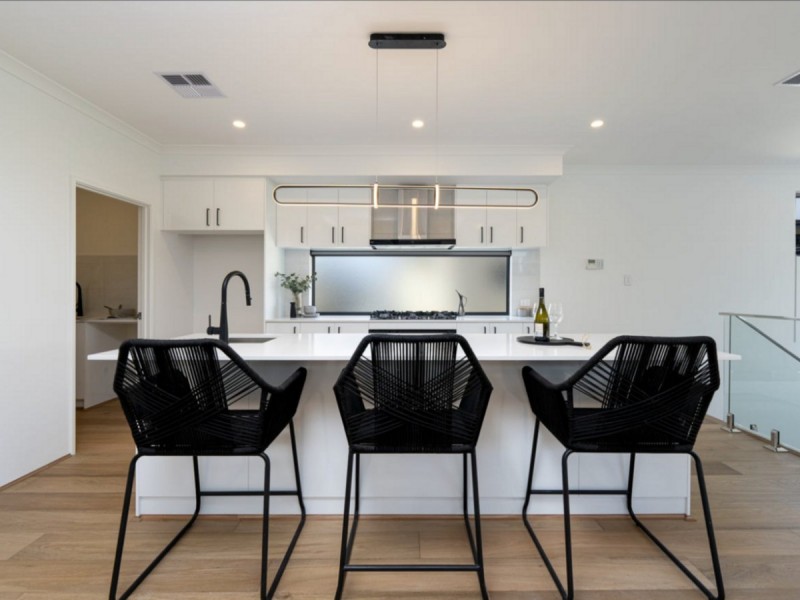 7 Clarkson Road, Maylands WA 6051