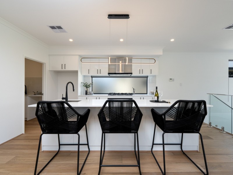 7 Clarkson Road, Maylands WA 6051