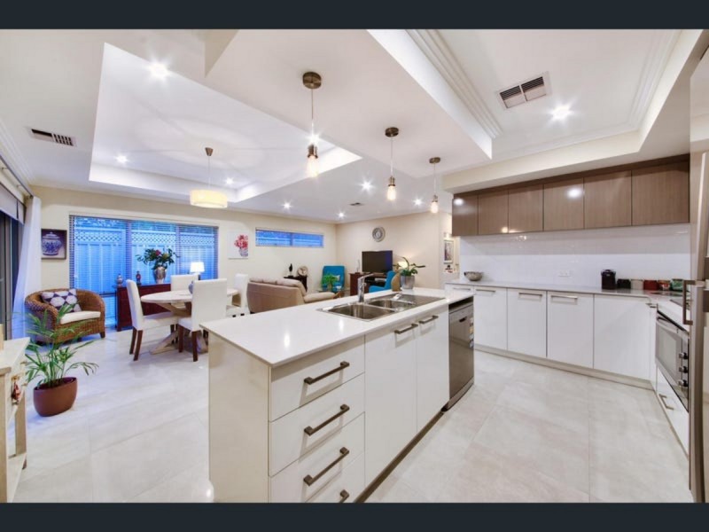 6C Ryan Avenue, Dianella WA 6059