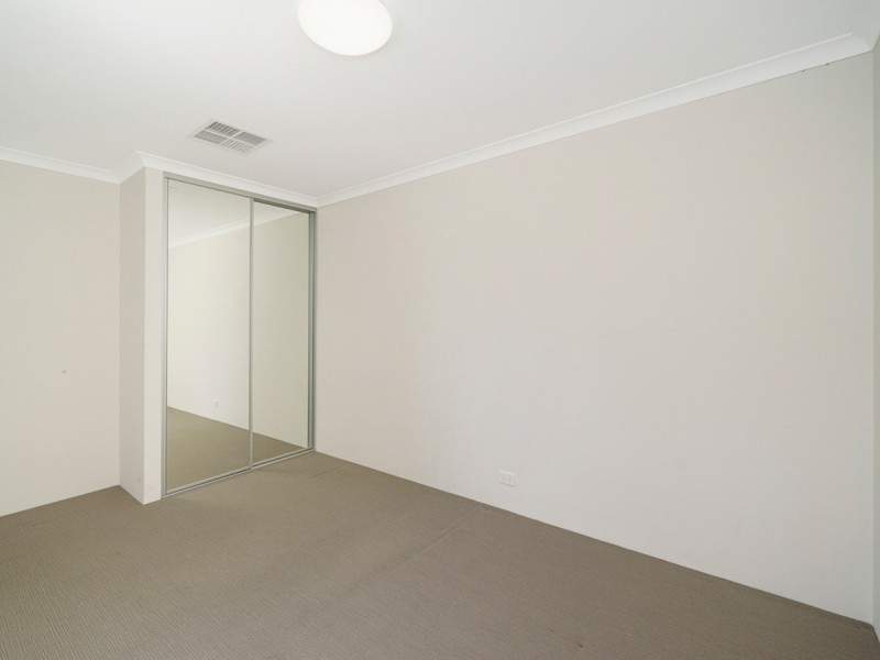 10d Smiths Avenue, Redcliffe WA 6104