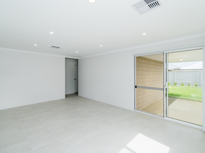 10 Sculpture Street, Alkimos WA 6038