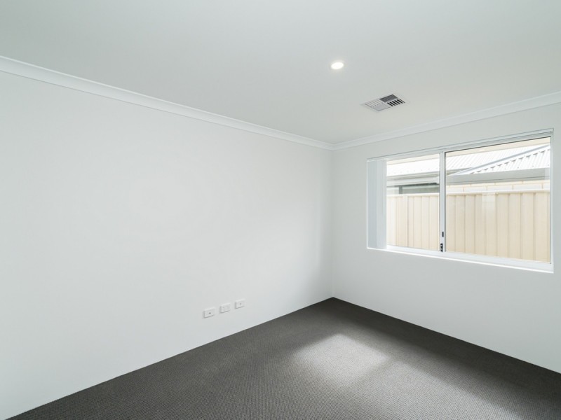 10 Sculpture Street, Alkimos WA 6038