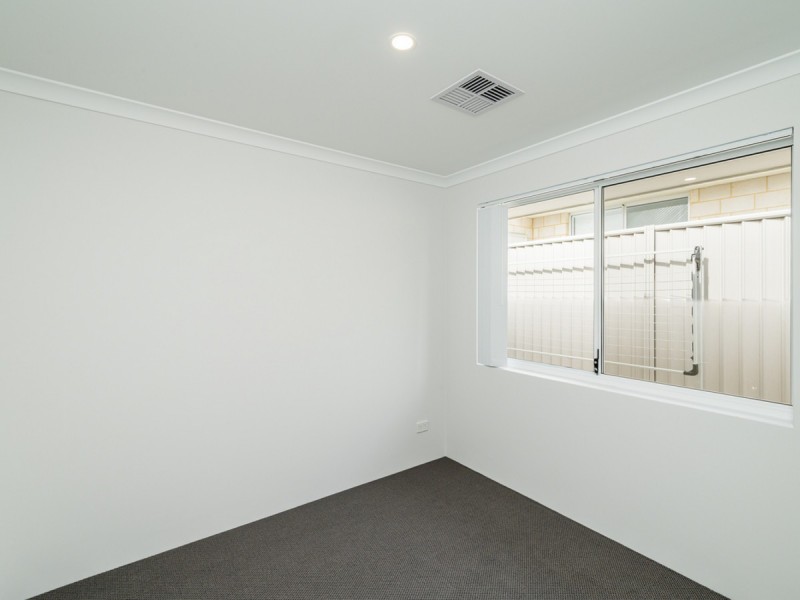 10 Sculpture Street, Alkimos WA 6038