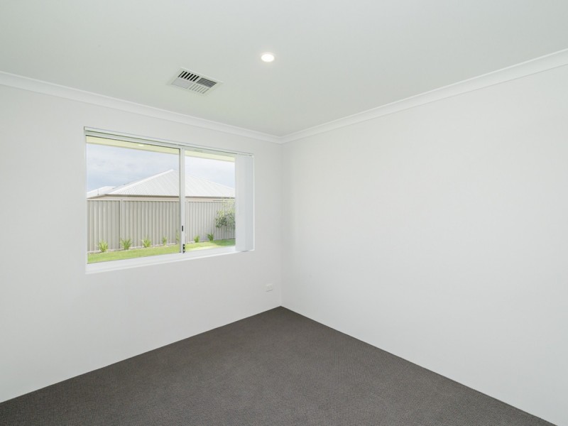 10 Sculpture Street, Alkimos WA 6038