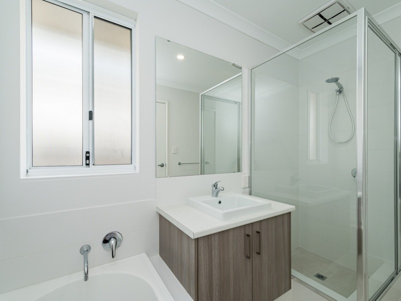 10 Sculpture Street, Alkimos WA 6038