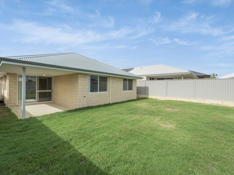 10 Sculpture Street, Alkimos WA 6038