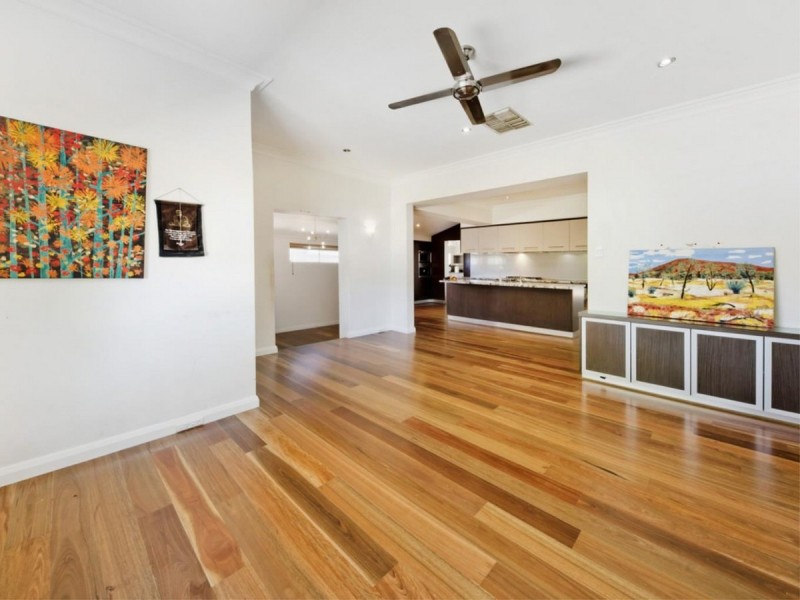 10 Douglas Avenue, Yokine WA 6060