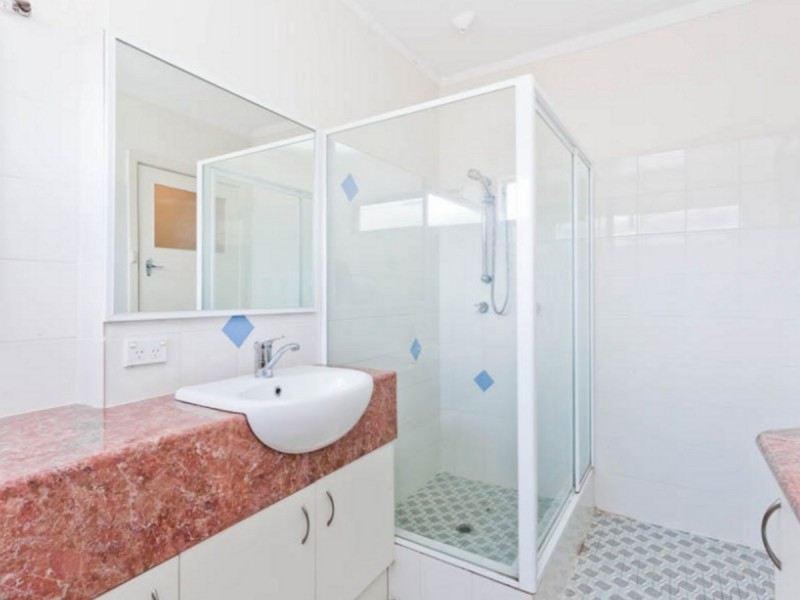 6/4 Villiers Street, Yokine WA 6060