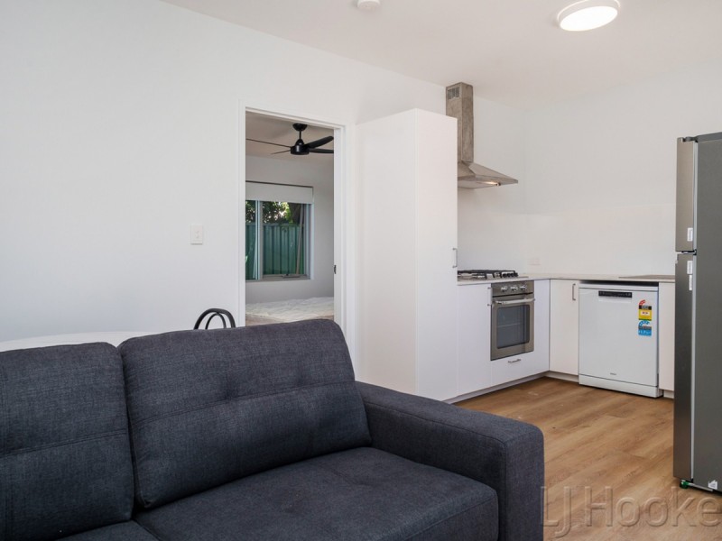 14B Crellin Way, Cloverdale WA 6105