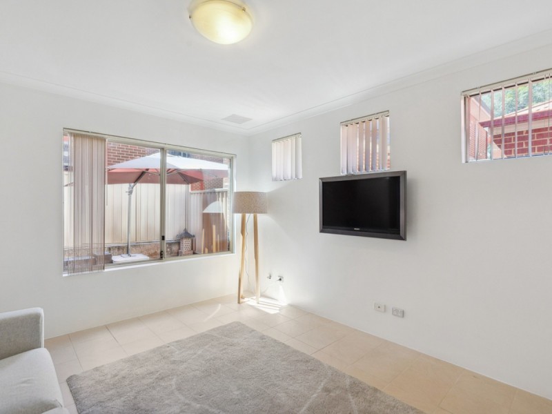 7/12 Forster Avenue, Lathlain WA 6100