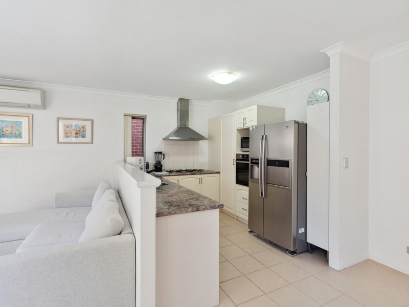 7/12 Forster Avenue, Lathlain WA 6100