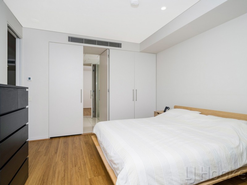 1810/8 Adelaide Terrace, East Perth WA 6004