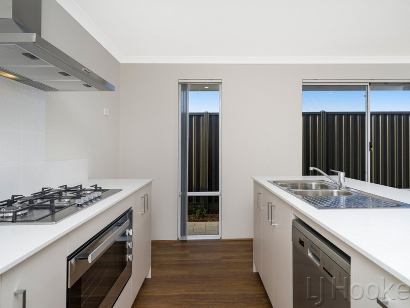 10A Kendinup Way, Midvale WA 6056