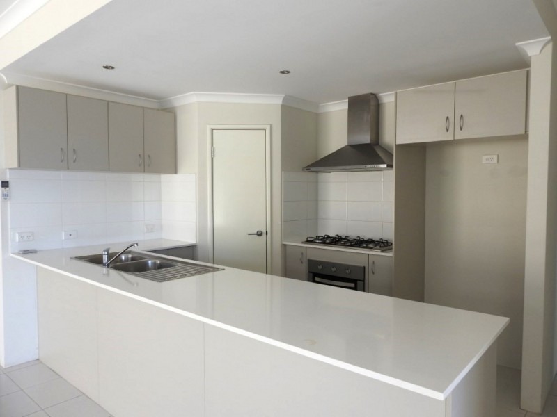 8 Woodhill Road, Baldivis WA 6171