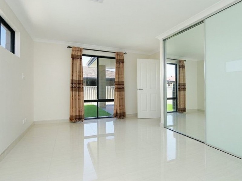 2 Carcoo Court, Beckenham WA 6107