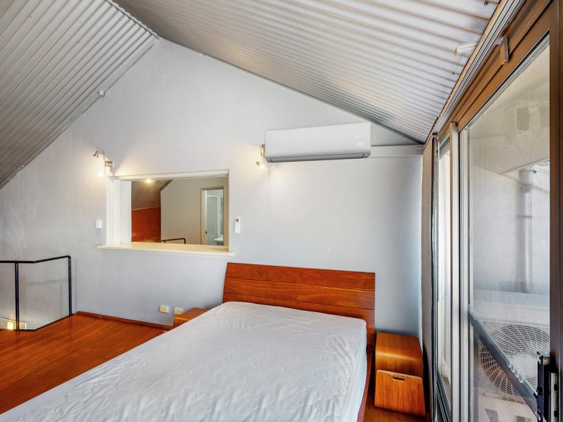 22 Little Saunders Street, East Perth WA 6004