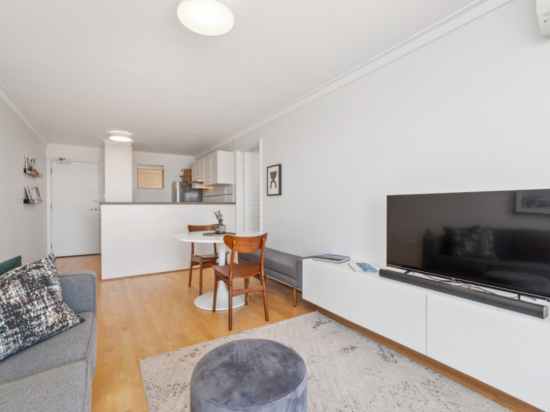 55B/22 Nile Street, East Perth WA 6004