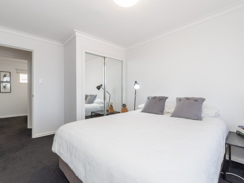 55B/22 Nile Street, East Perth WA 6004