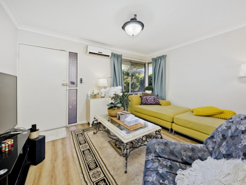 5/86 Woodrow Avenue, Yokine WA 6060
