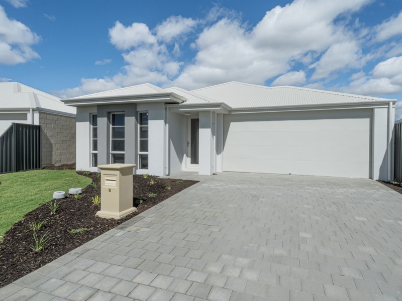 6 Trinity Road, Henley Brook WA 6055