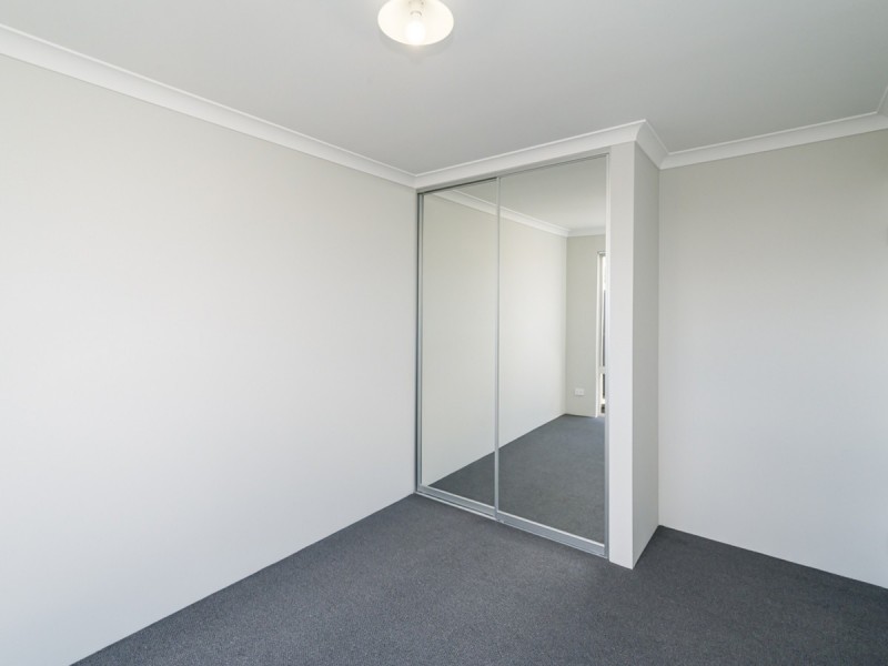 6 Trinity Road, Henley Brook WA 6055