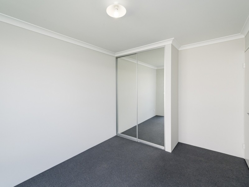 8 Trinity Road, Henley Brook WA 6055