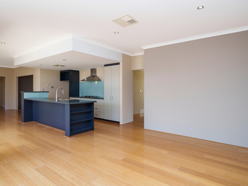 6 Alaska Crescent, Southern River WA 6110