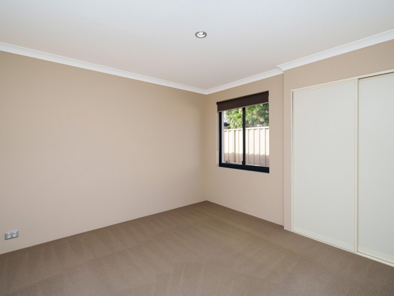 6 Alaska Crescent, Southern River WA 6110