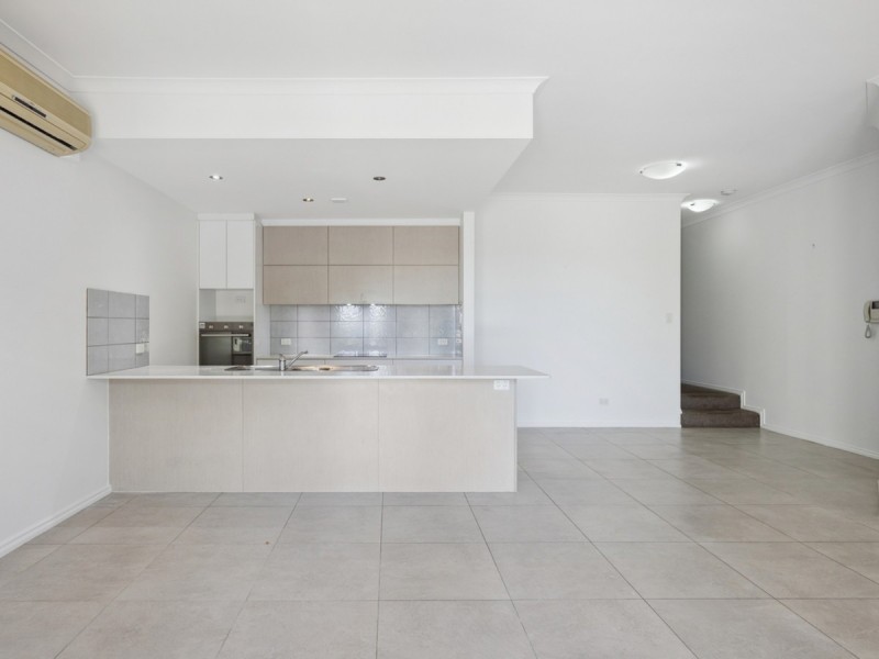 1/14 Waterloo Crescent, East Perth WA 6004