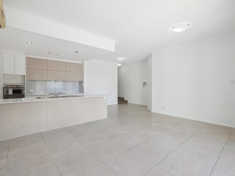 1/14 Waterloo Crescent, East Perth WA 6004